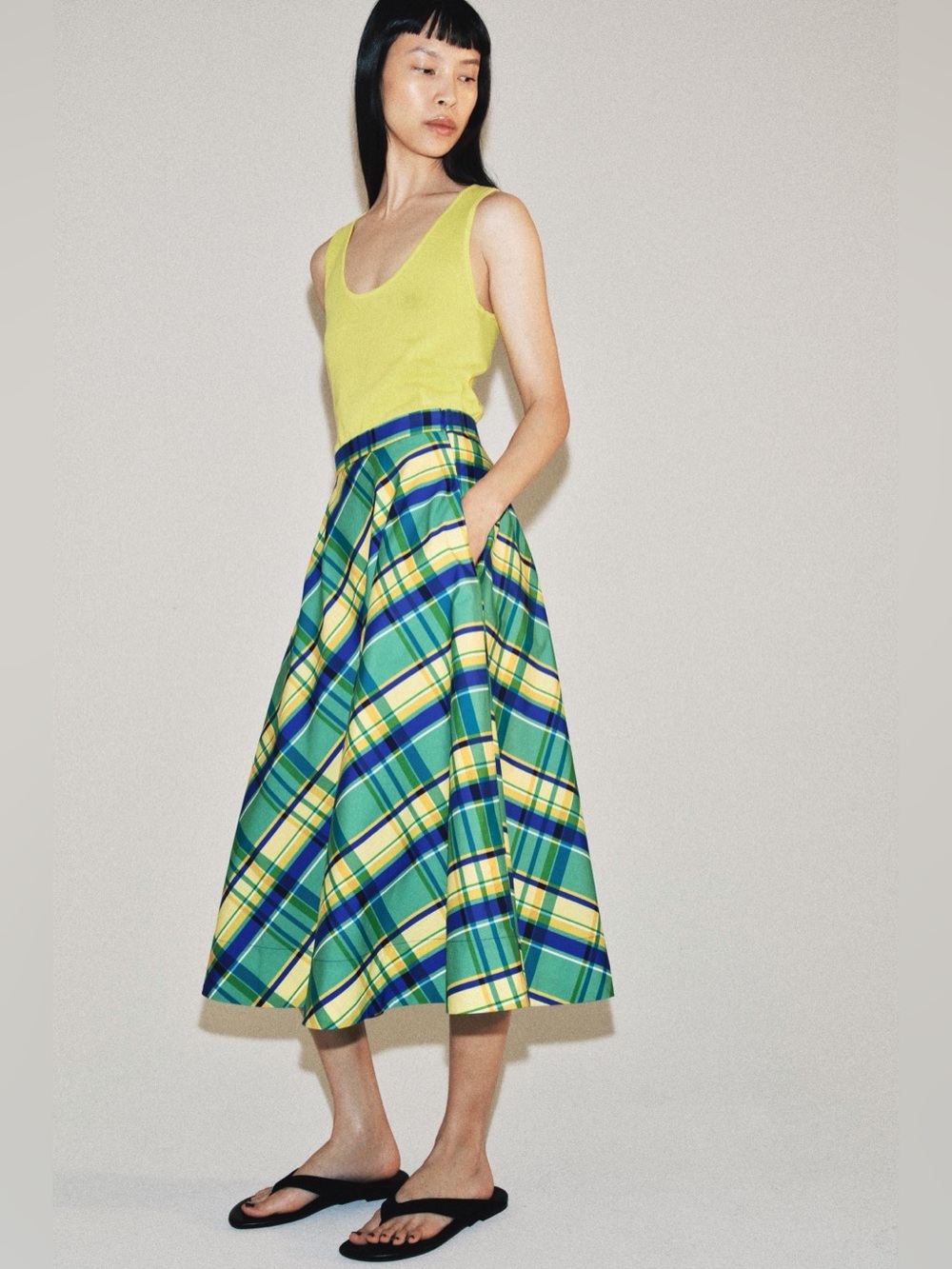 NWT Zara Woman Bloggers Fav PLAID MIDI SKIRT ZW COLLECTION Size L Large